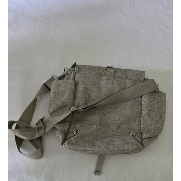 Haiku To Go Convertible Bag Eco-Friendly Messenger Style Crossbody Purse Green main image 8